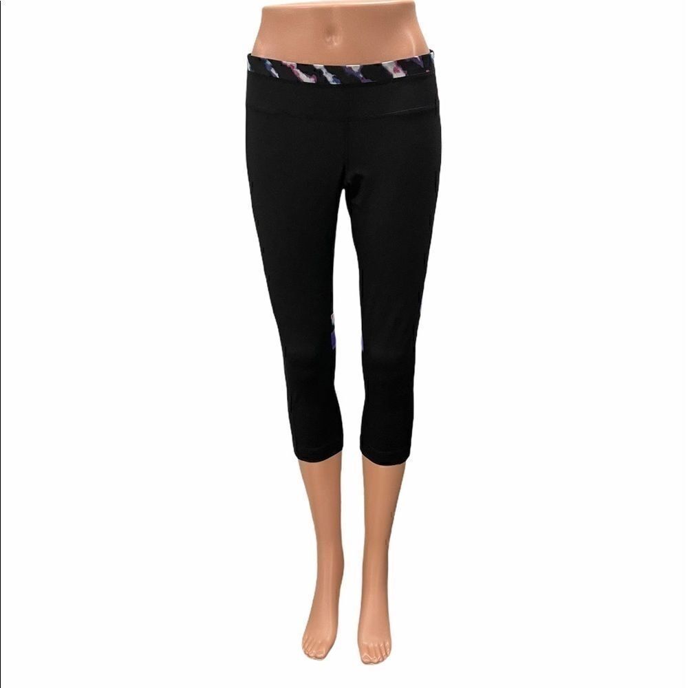 Ideology cropped leggings in Size Medium
